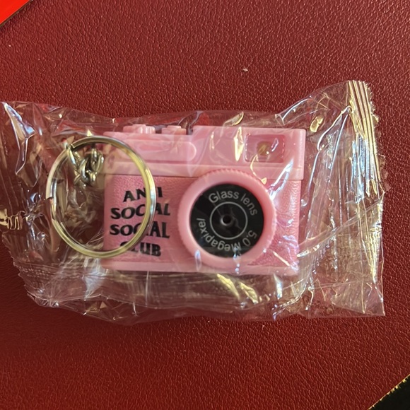 AntiSocialSocialClub Highwaters Camera Key Chain - Picture 2 of 3